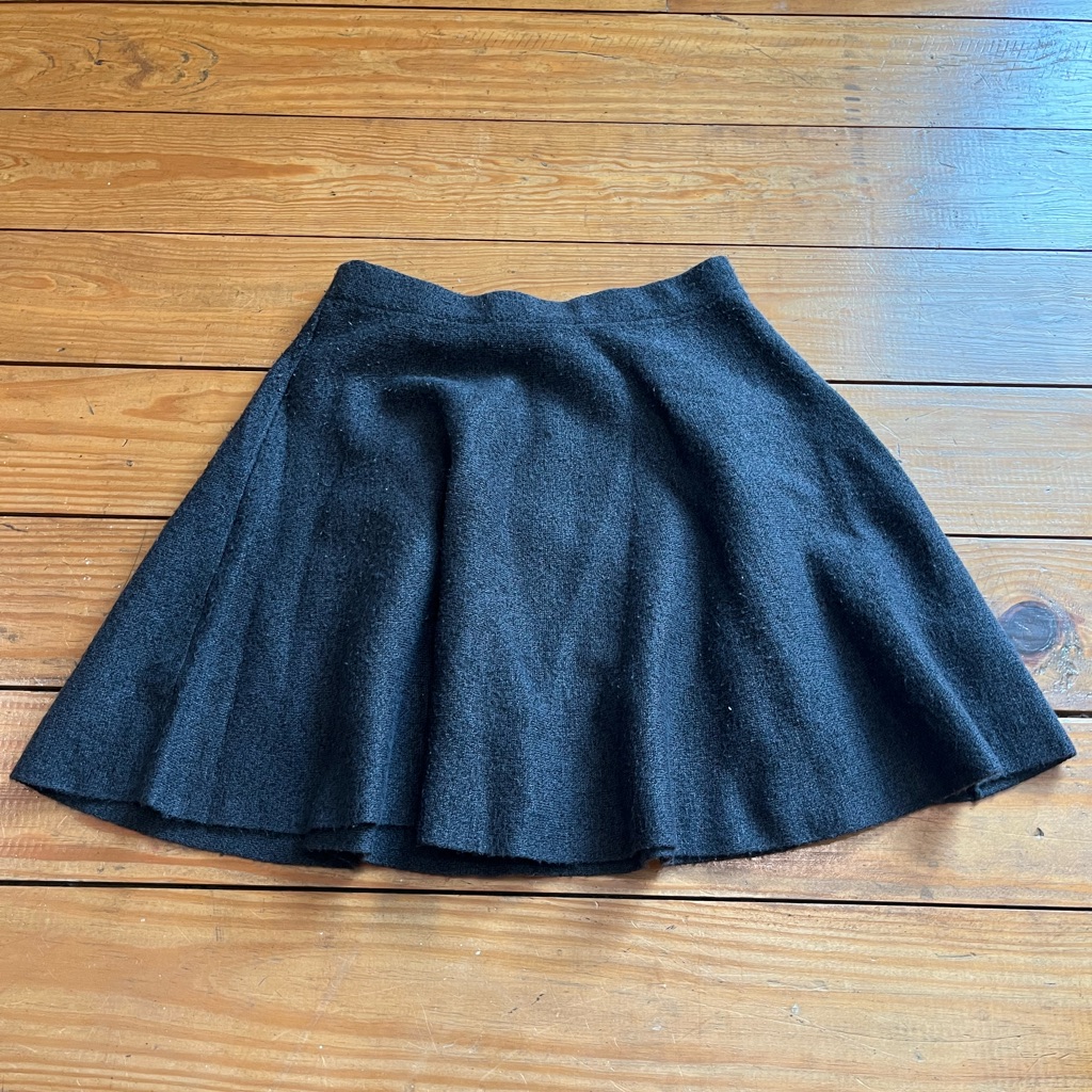 276 Atmosphere Grey Skirt